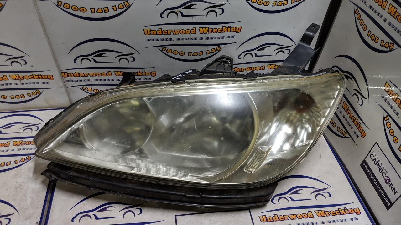 View Auto part Left Headlamp Mitsubishi L300 1982