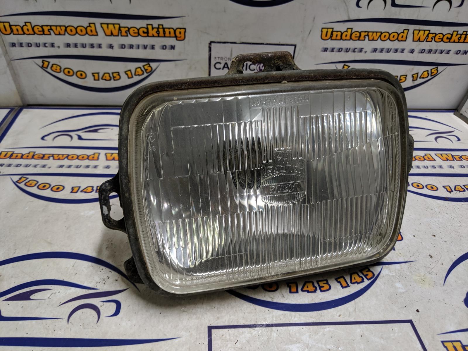 View Auto part Right Headlamp Mitsubishi L300 1982
