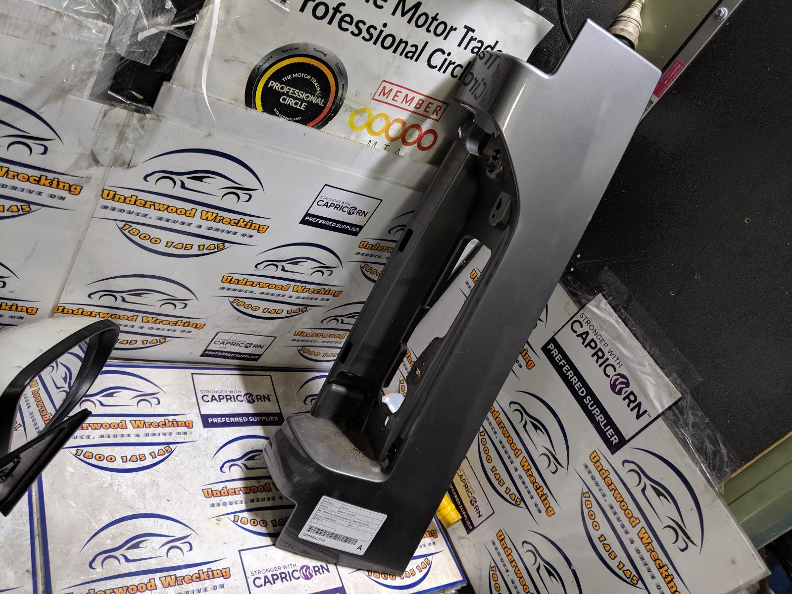 View Auto part Right Taillight Renault Trafic 2017