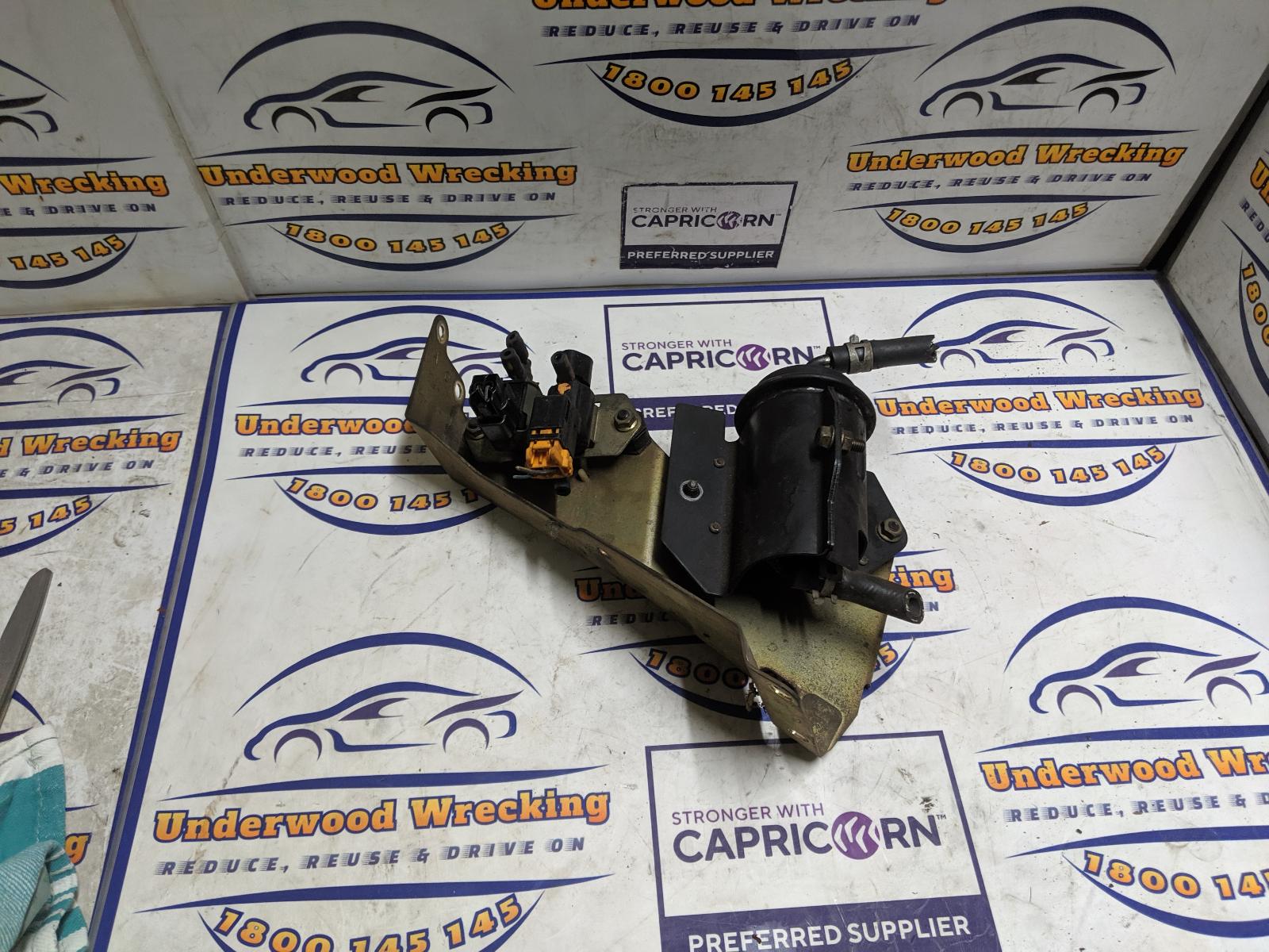 View Auto part Fuel Filter Housing Ford Courier 1998
