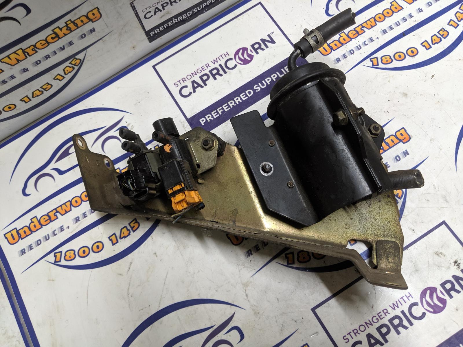View Auto part Fuel Filter Housing Ford Courier 1998