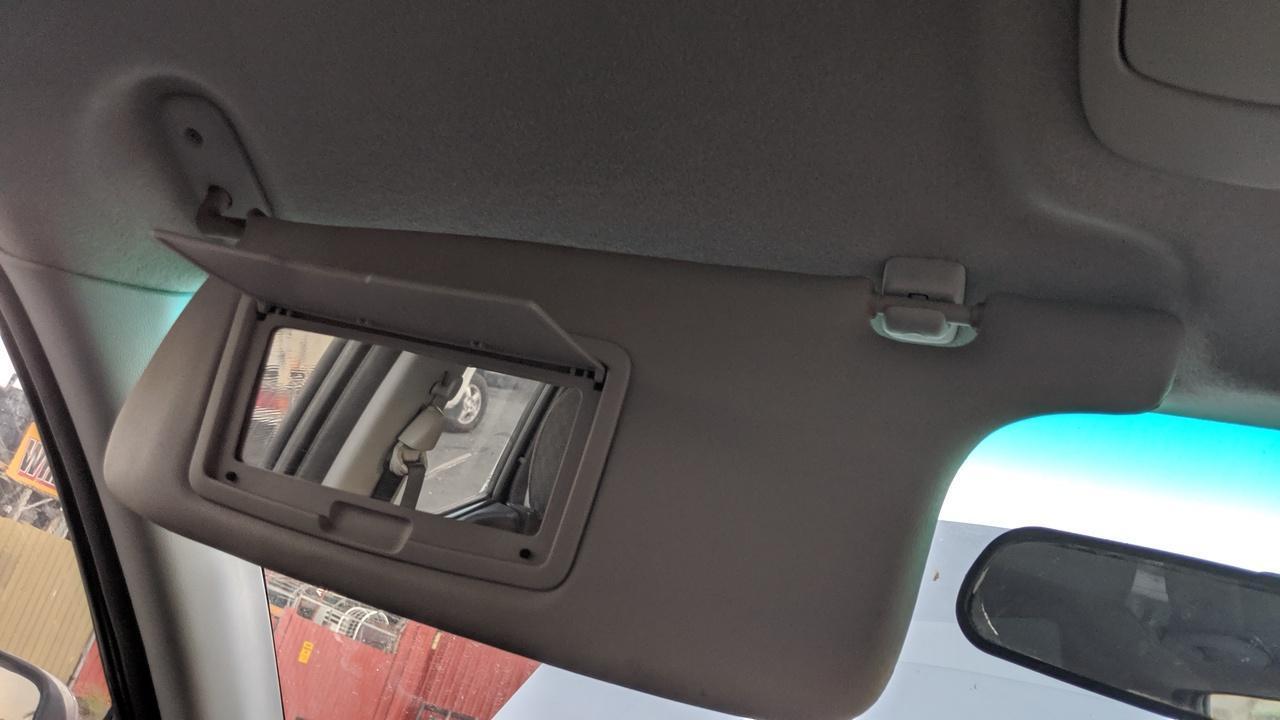 View Auto part Sunvisor Holden Colorado 2009