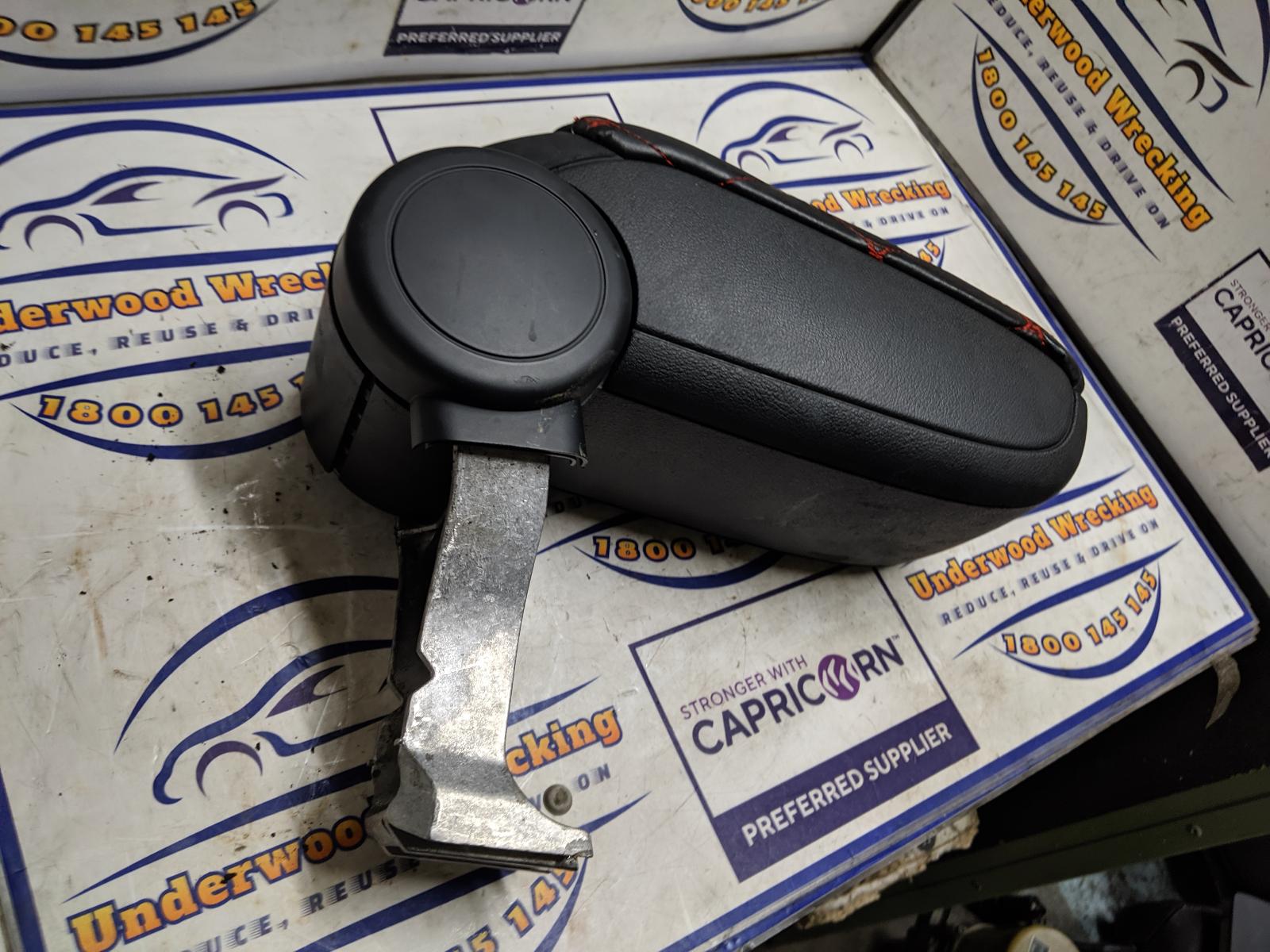 View Auto part Console Audi A3 2008