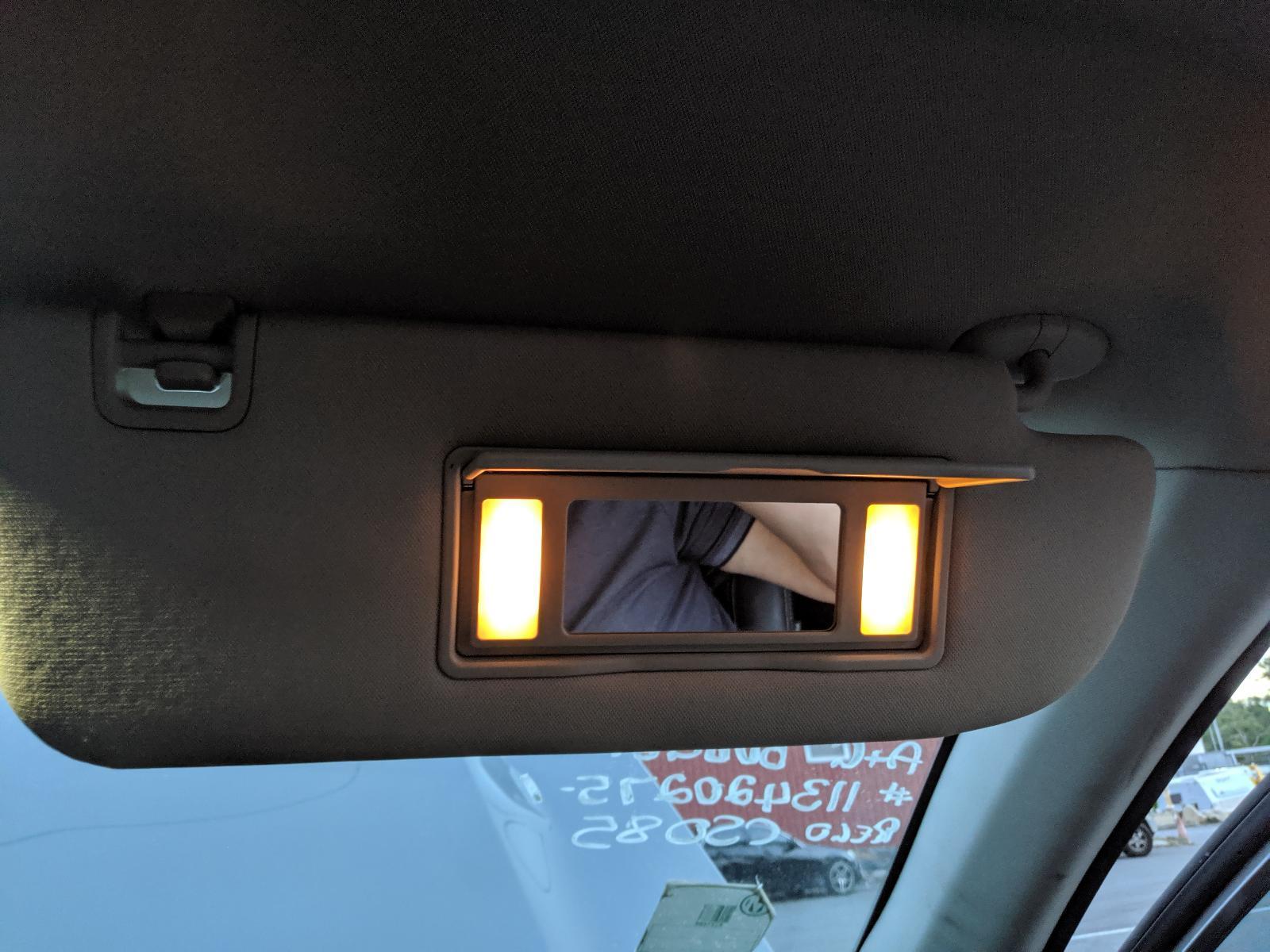 View Auto part Sunvisor Ldv D90 2020
