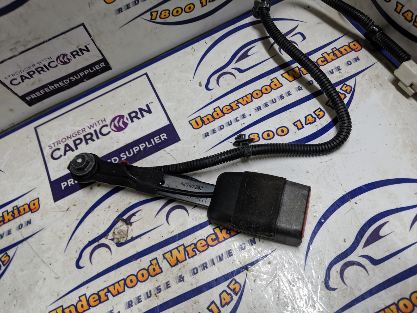 View Auto part Seatbelt/Stalk Hyundai Veloster 2014