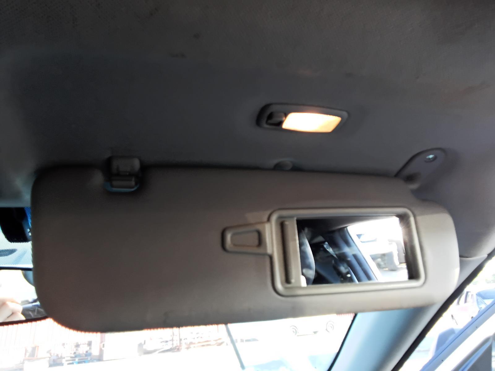 View Auto part Sunvisor Hyundai Veloster 2014
