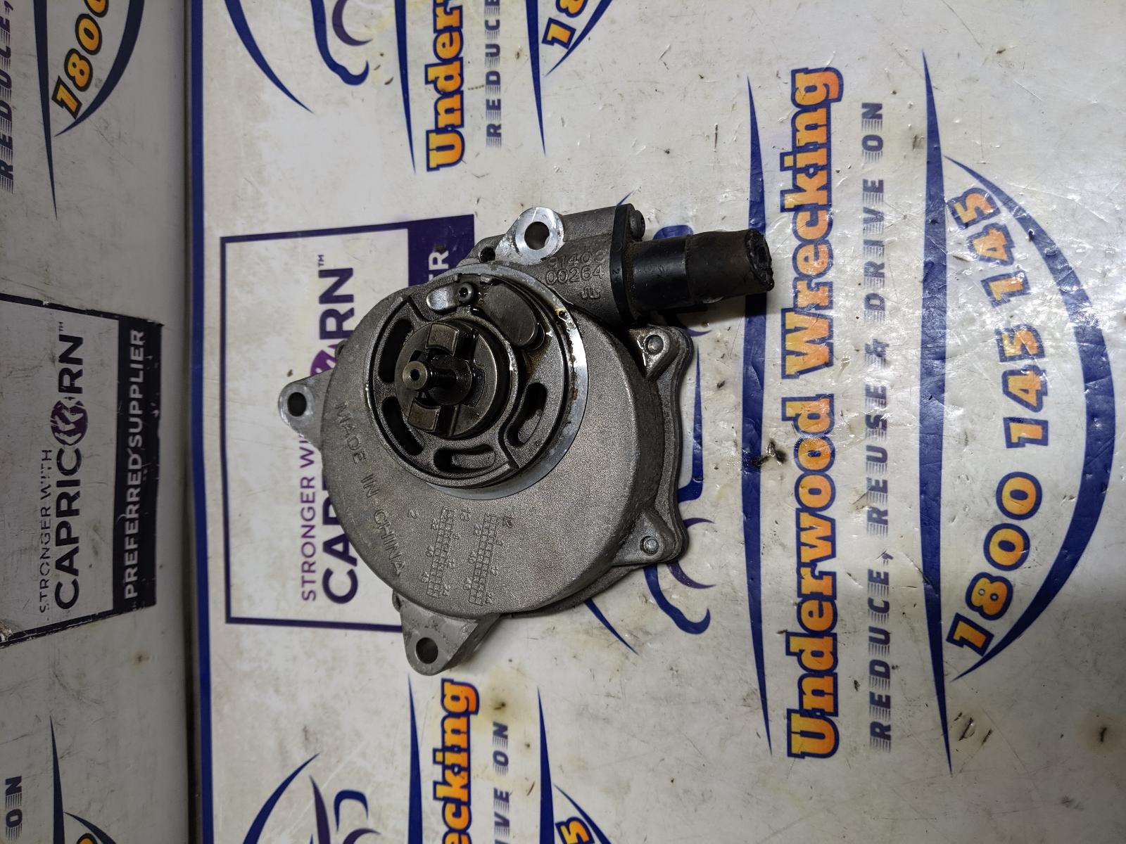 2014 Ssangyong Stavic Vacuum/Air Pump View Auto part Vacuum/Air Pump Ssangyong Stavic 2014
