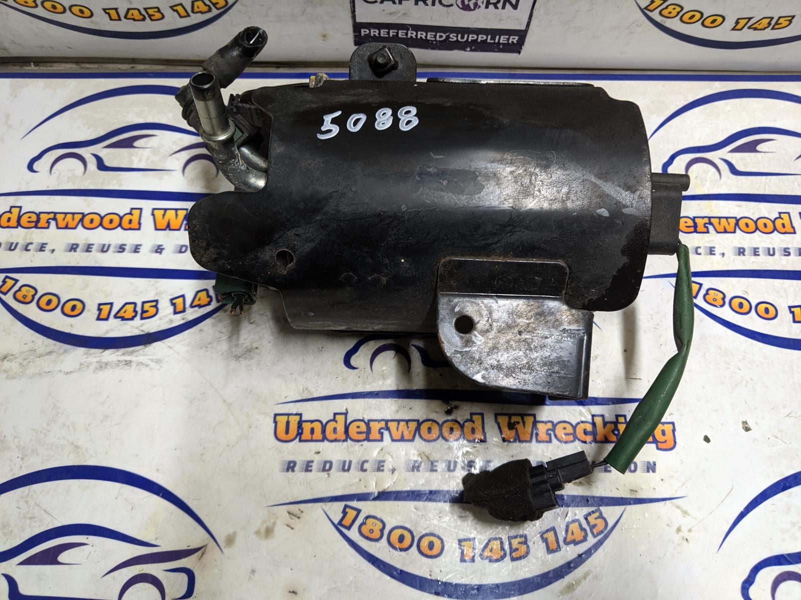 View Auto part Fuel Filter Housing Ssangyong Stavic 2014