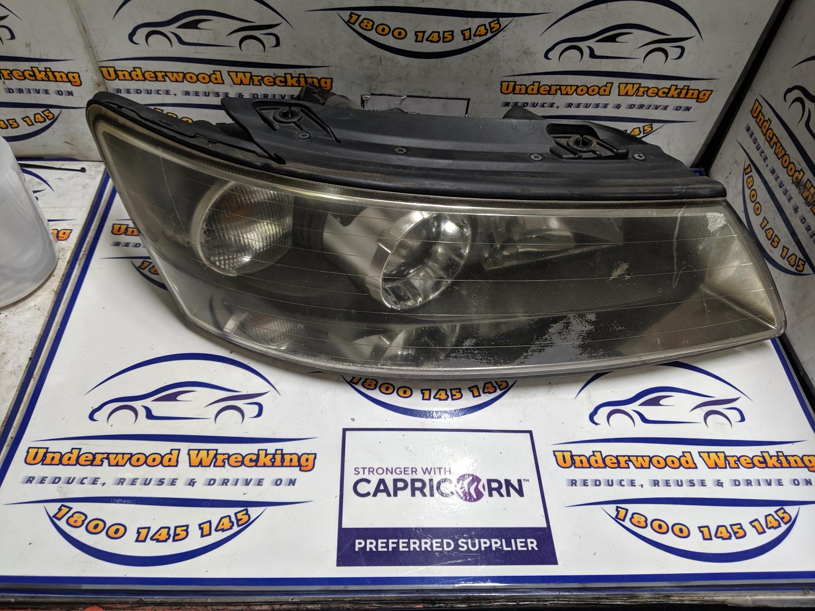 2005 Hyundai Sonata Right Headlamp View Auto part Right Headlamp Hyundai Sonata 2005