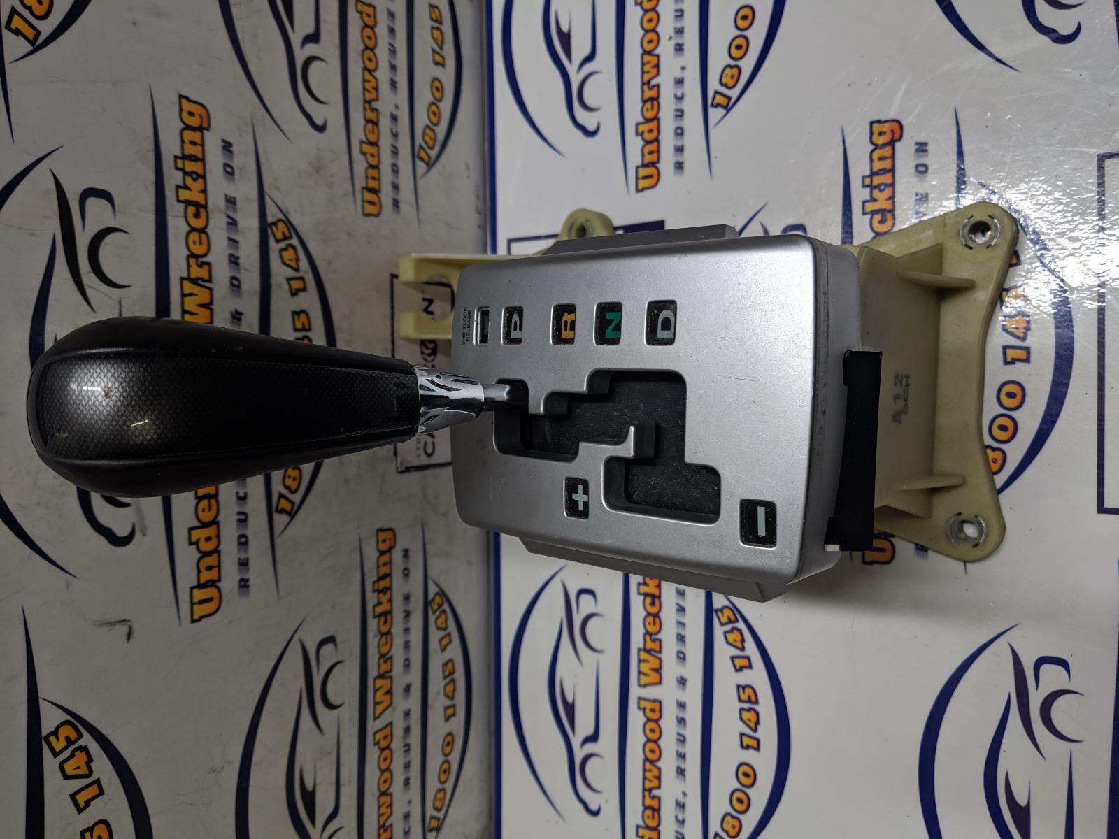 2005 Hyundai Sonata Gear Stick/Shifter View Auto part Gear Stick/Shifter Hyundai Sonata 2005