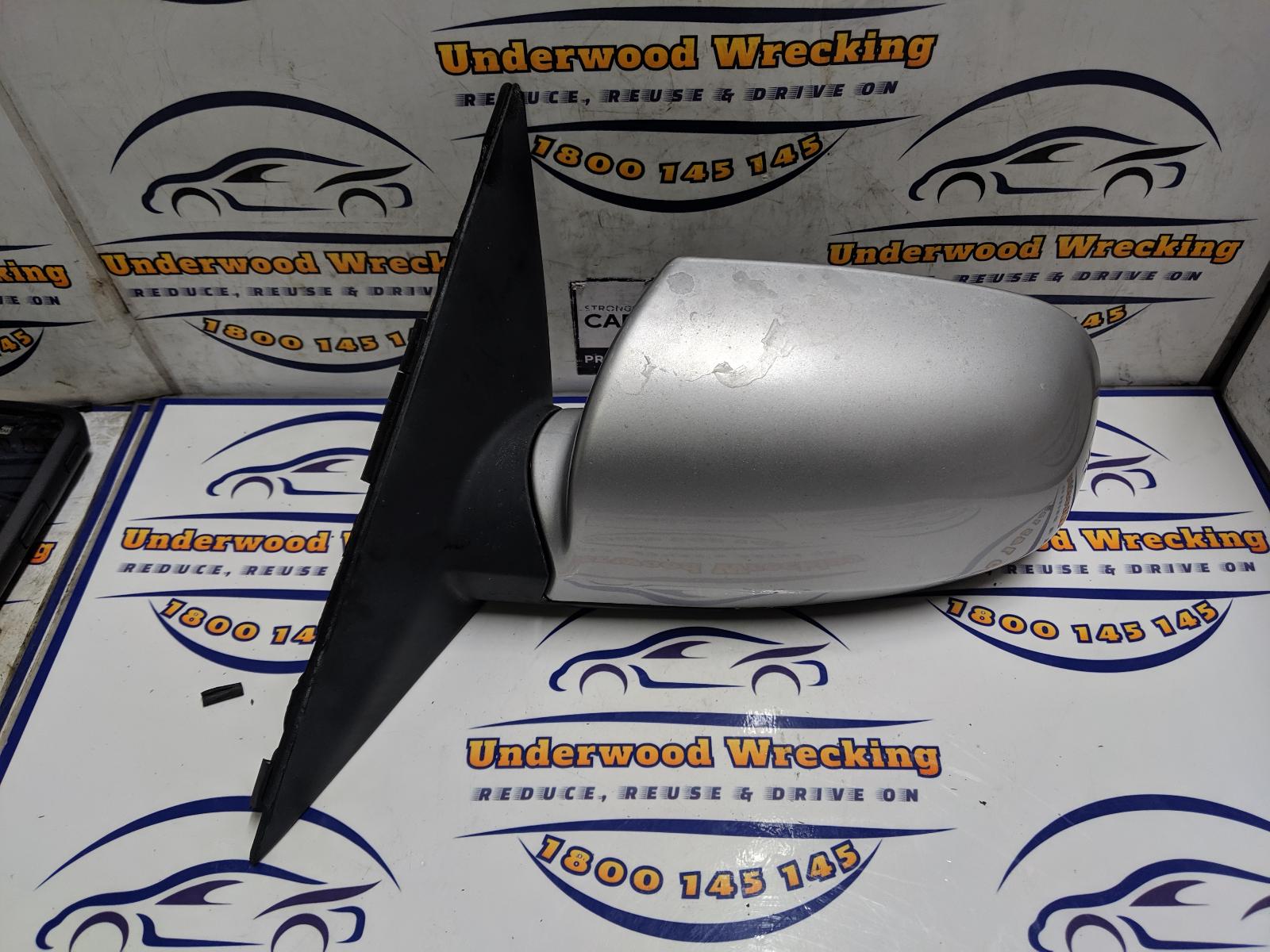 View Auto part Left Door Mirror Hyundai Sonata 2005