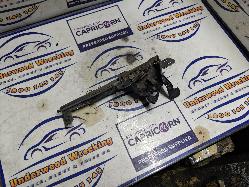 View Auto part Bonnet Lock/Support Hyundai Elantra 2003