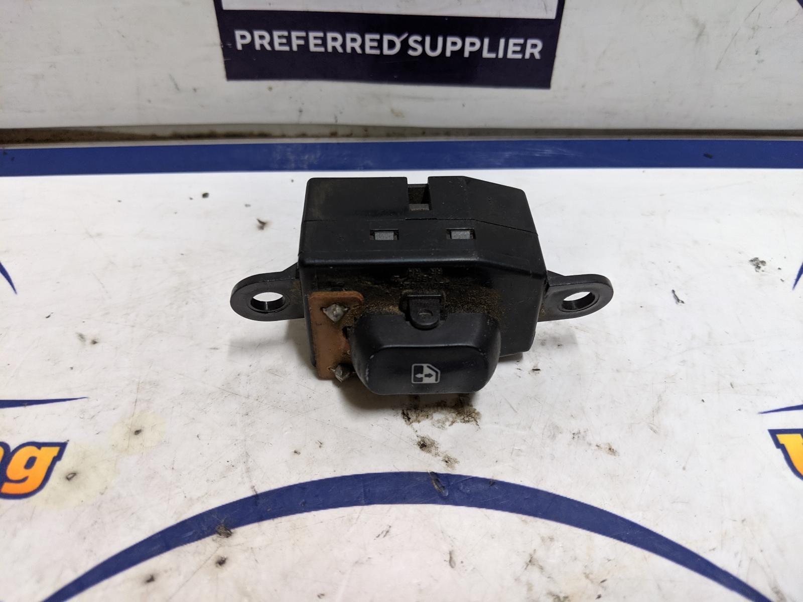 2000 Hyundai Lantra Pwr Dr Wind Switch View Auto part Pwr Dr Wind Switch Hyundai Lantra 2000
