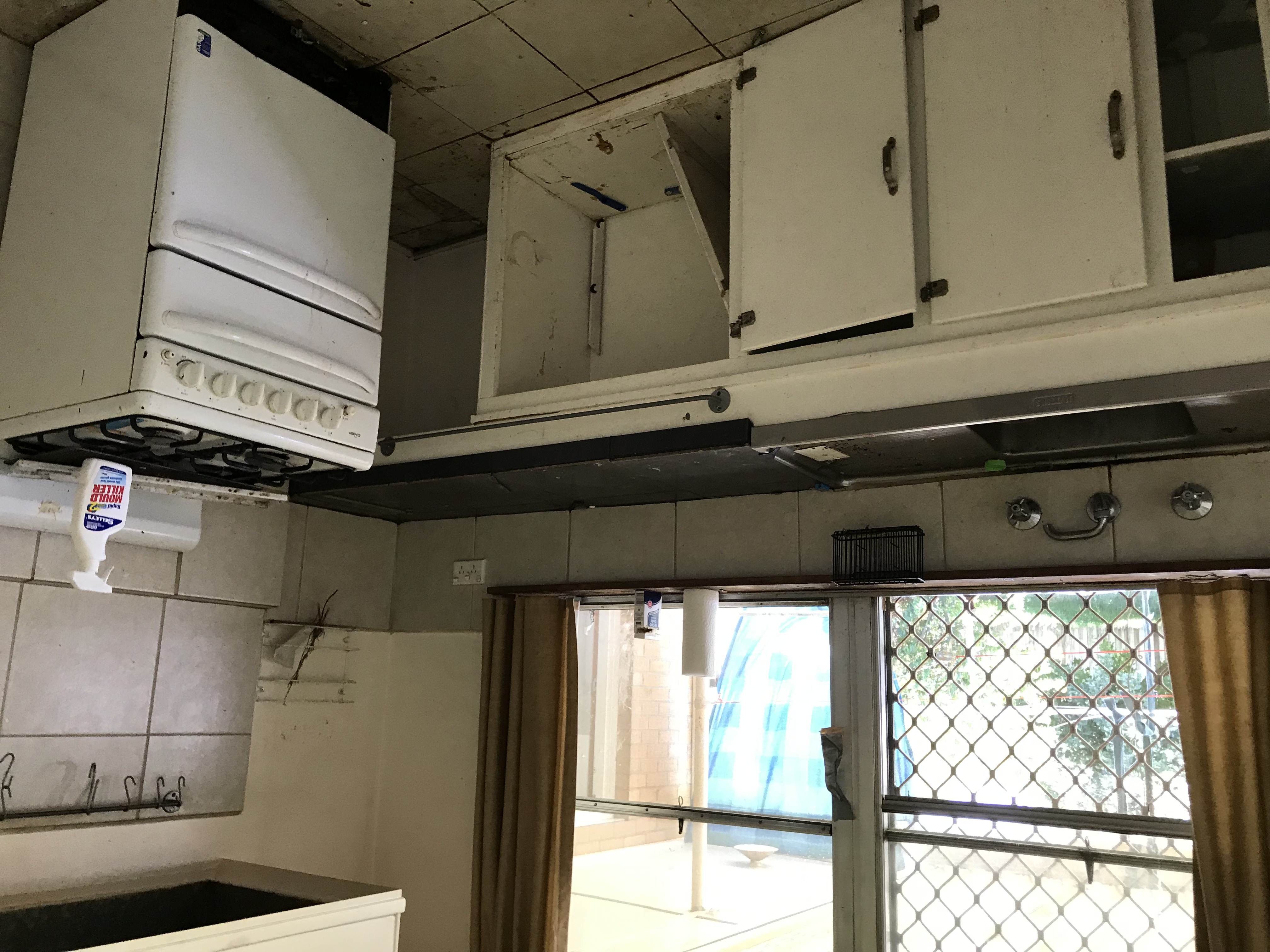 Need Kitchen Doors Replaced Repaired Kitchen Renovation