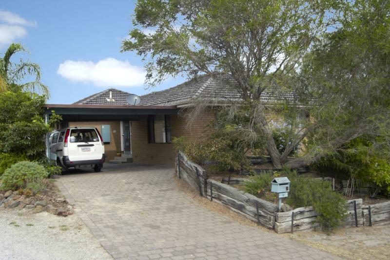 6 Erang Close Greensborough Vic 3088 6 Erang Close Greensborough Vic 3088