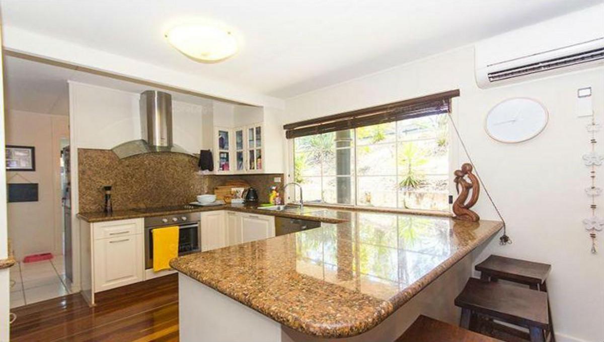 134 crane crescent nerang qld 4211 sale rental history