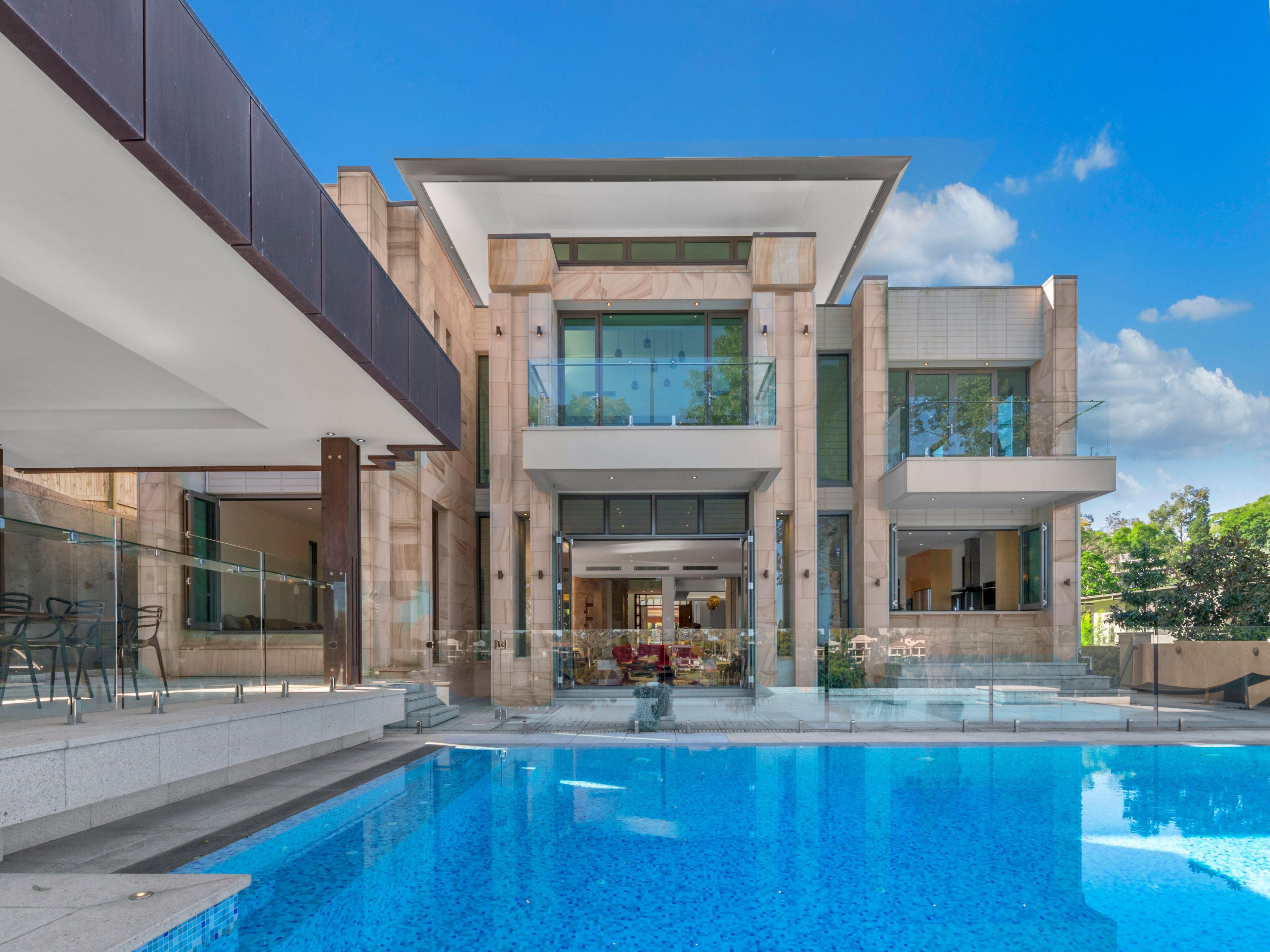 9 Ivy Street, Indooroopilly, QLD 4068, Sale & Rental History Price