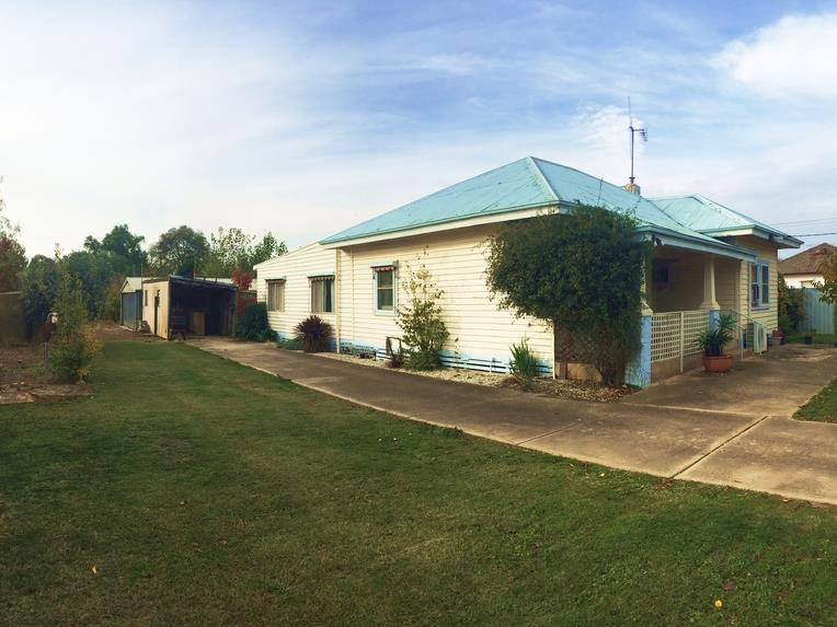 43 hogan st tatura 43 hogan st tatura