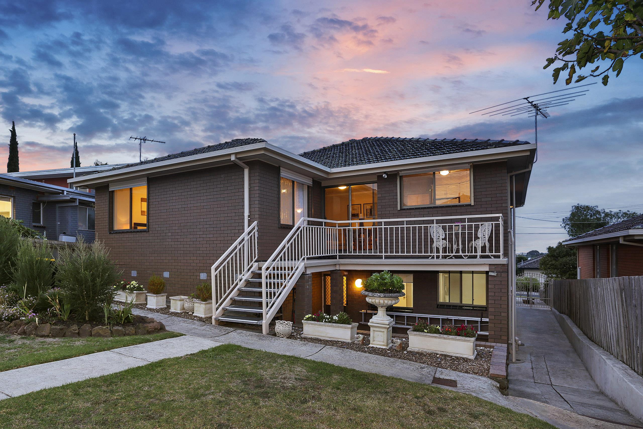 9 Downie Crescent, Hamlyn Heights, VIC 3215, Sale & Rental History