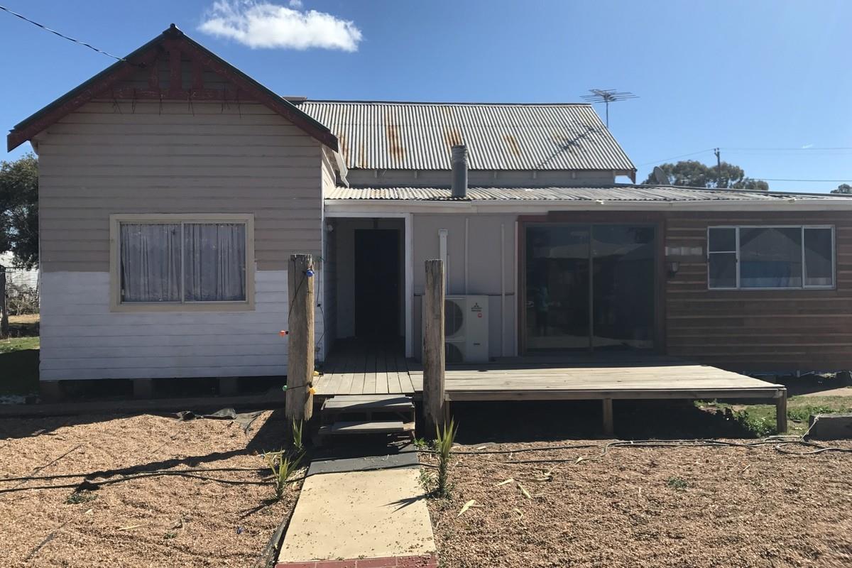 17 Yalcogran Street, Mendooran, NSW 2842, Sale & Rental History Price
