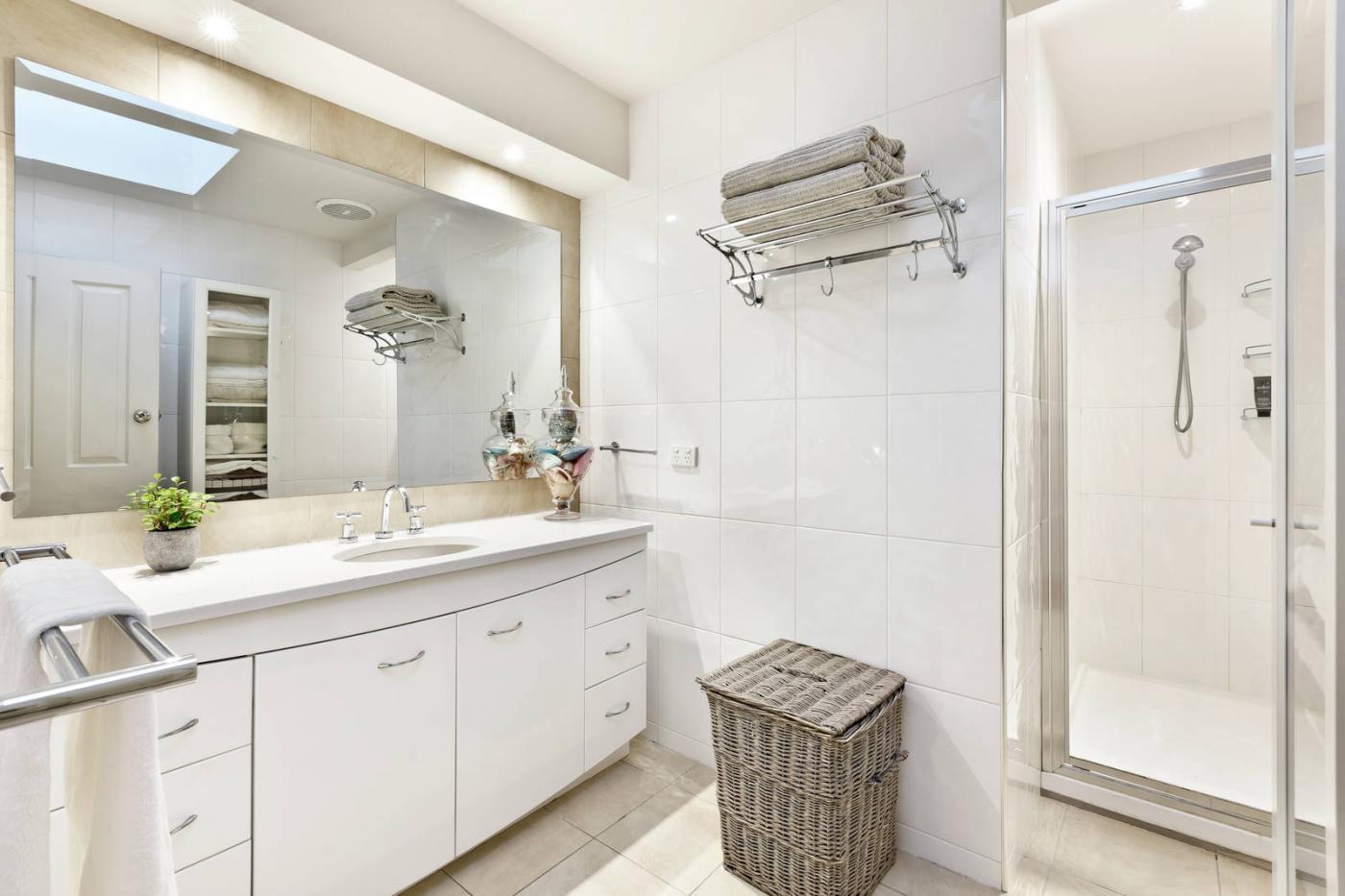 7 Palmyra Court Greensborough Vic 3088 Sale Rental History Property 360 7 Palmyra Court Greensborough Vic 3088 Sale Rental History Property 360