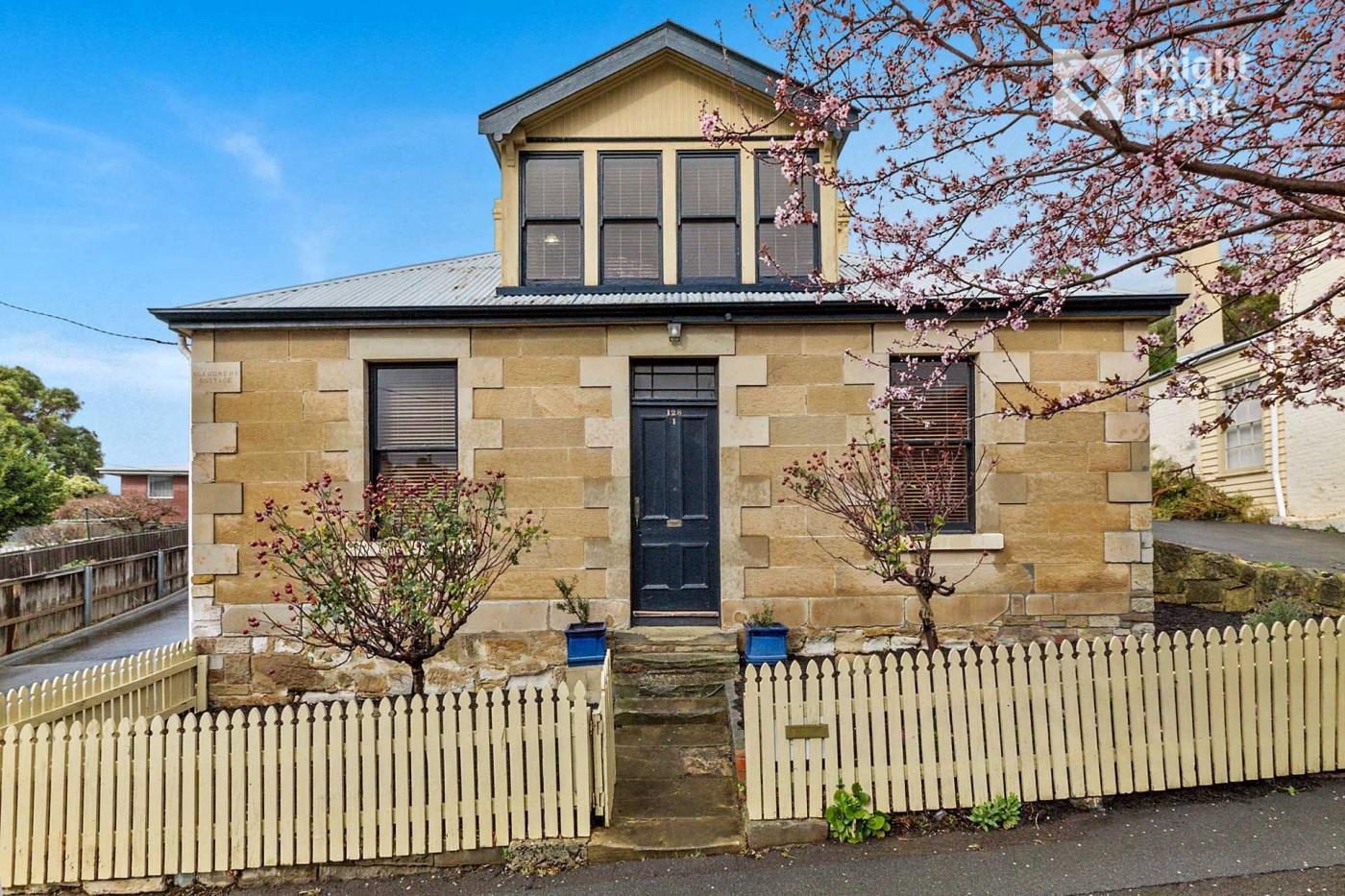 1/128 Warwick Street, West Hobart, TAS 7000 Sale & Rental History