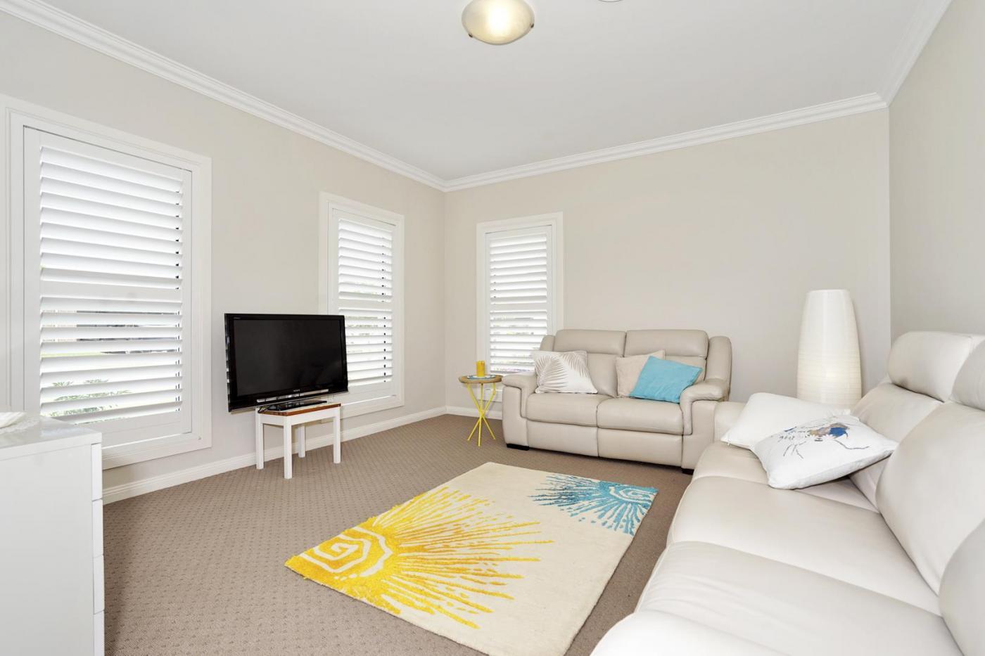 12 Sugar Glider Way, Fullerton Cove, NSW 2318, Sale & Rental History