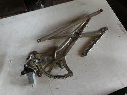View Auto part Right Front Window Reg/Motor Mitsubishi Triton 2008