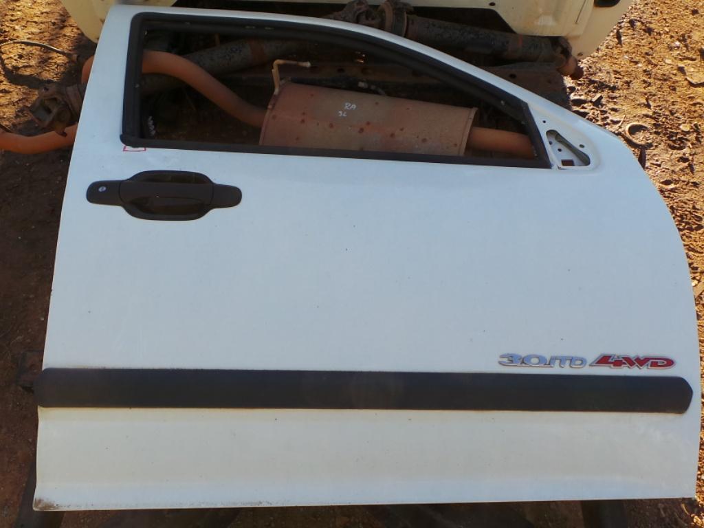 View Auto part Right Front Door Holden Rodeo 2005