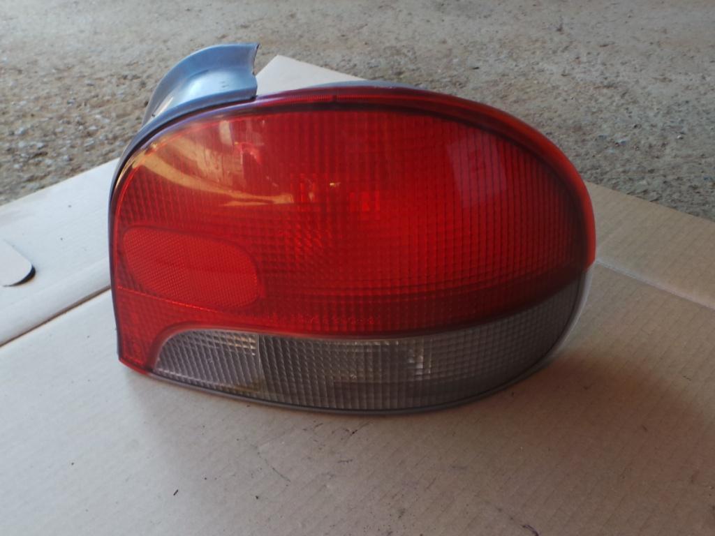 1999 Hyundai Excel Right Taillight View Auto part Right Taillight Hyundai Excel 1999