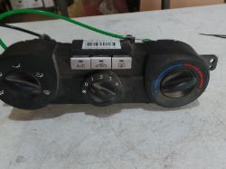 View Auto part Heater/Ac Controls Hyundai I20 2012