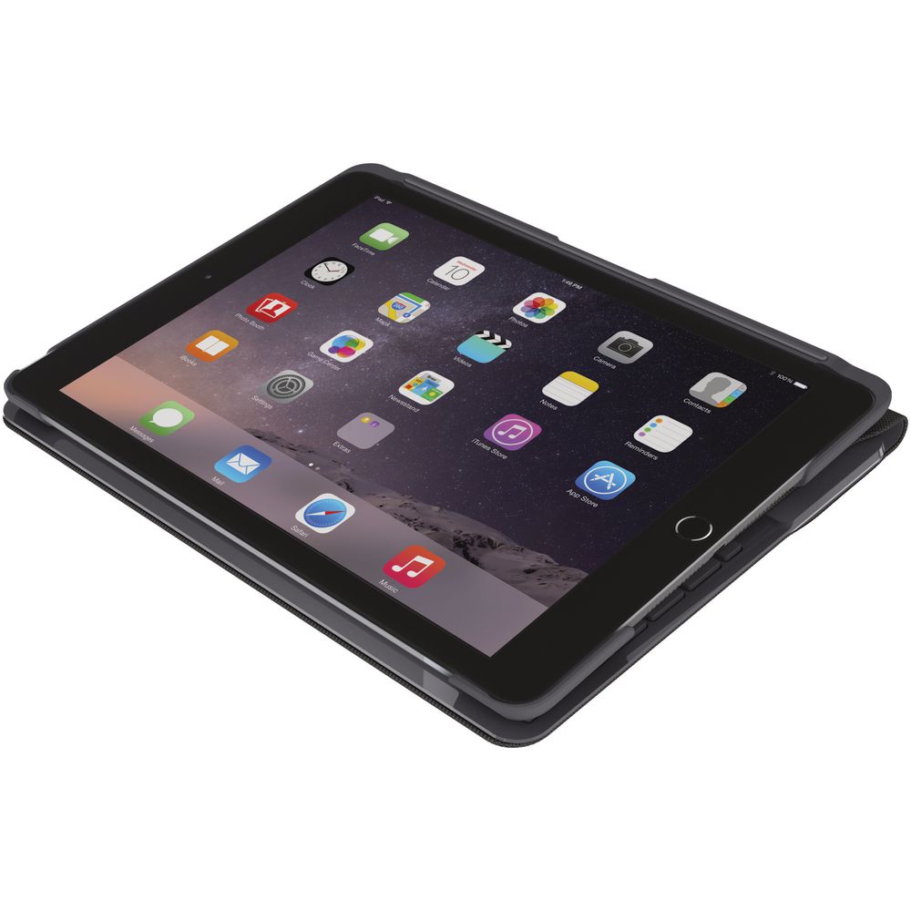 Logitech Slim Folio with Bluetooth Keyboard for iPad