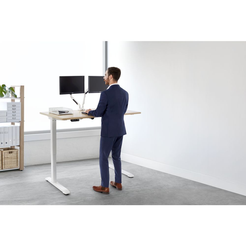 Stilford Electric Height Adjustable Desk 1400mm Oak