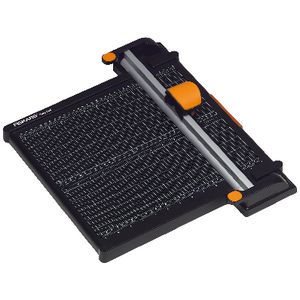 Fiskars A4 Titanium 45mm Rotary Trimmer