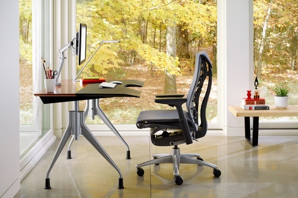 Ergonomic desk chair from Herman Miller. Image: Minimalisti