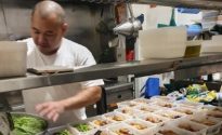 Melbourne’s beer squad feed the unemployed 47281402_1586421376544073_r 2