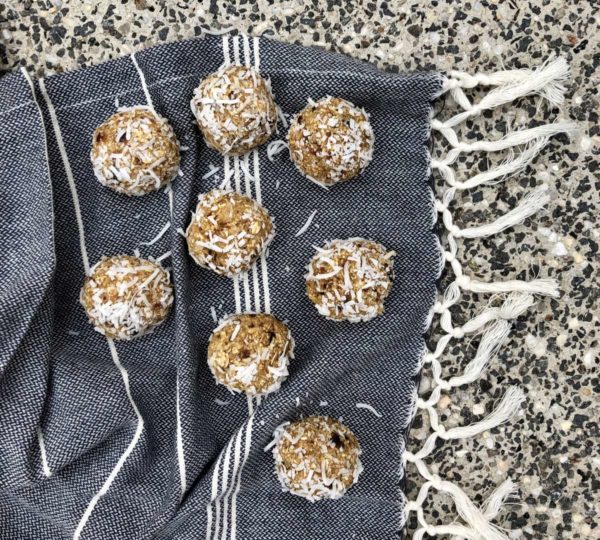 Coconut-Oat-Protein-Balls