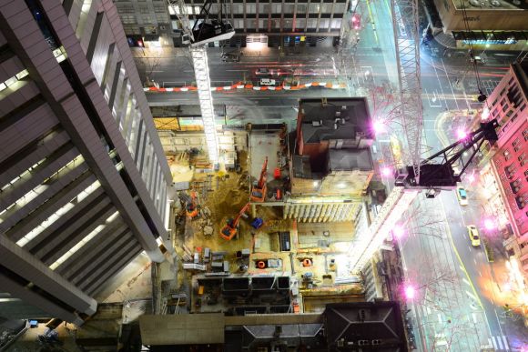 Construction is progressing on site with two cranes now in operation. Image: Glenn Wilson, SkyscraperCity The evolution of 80 Collins Street