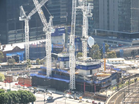 Construction continues at Melbourne Quarter. SkyscraperCity user: worzil Lendlease officially opens its new offices at One Melbourne Quarter