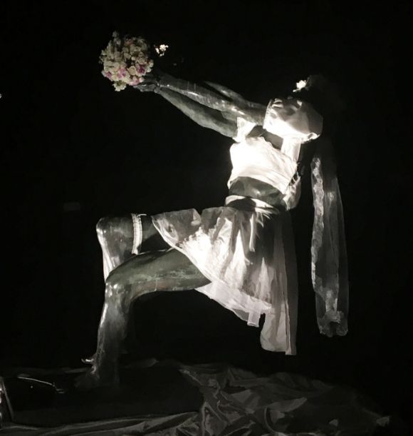 The Bouquet Toss, Mitch Gow and Eloise Kent Melbourne’s White Night 2017