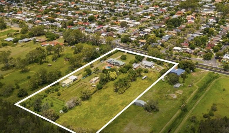 $5.5 million Bracken Ridge house and land subdivision site sale