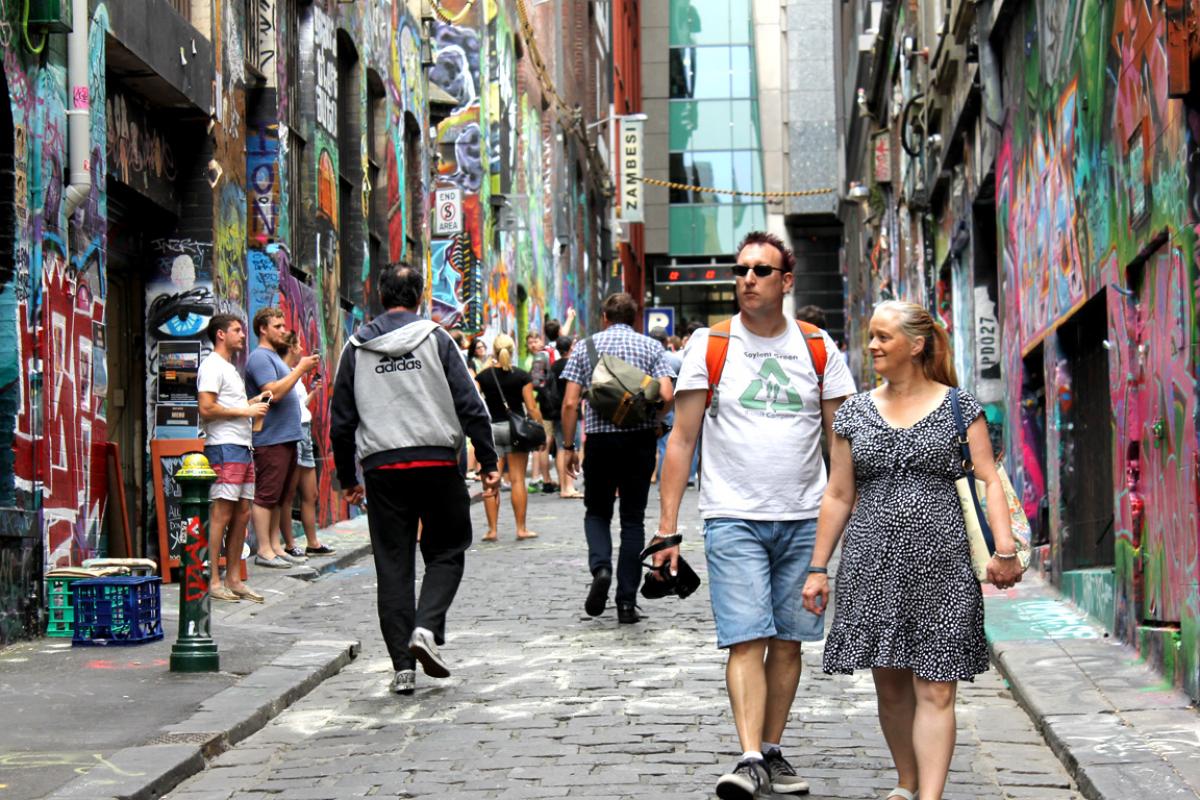 Hosier Lane in the shadows of 2015 Hosier Lane in the shadows of 2015