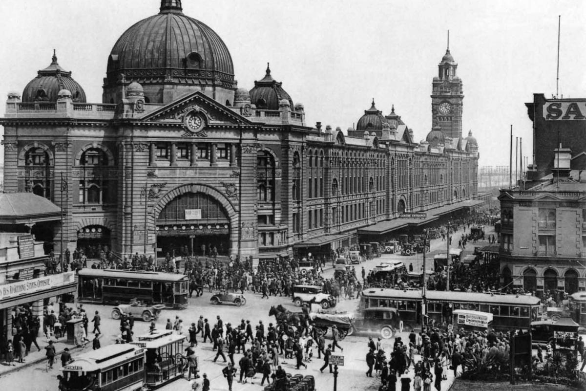 Flinders Street Station: Melbourne's most popular iconic landmark Flinders Street Station: Melbourne's most popular iconic landmark