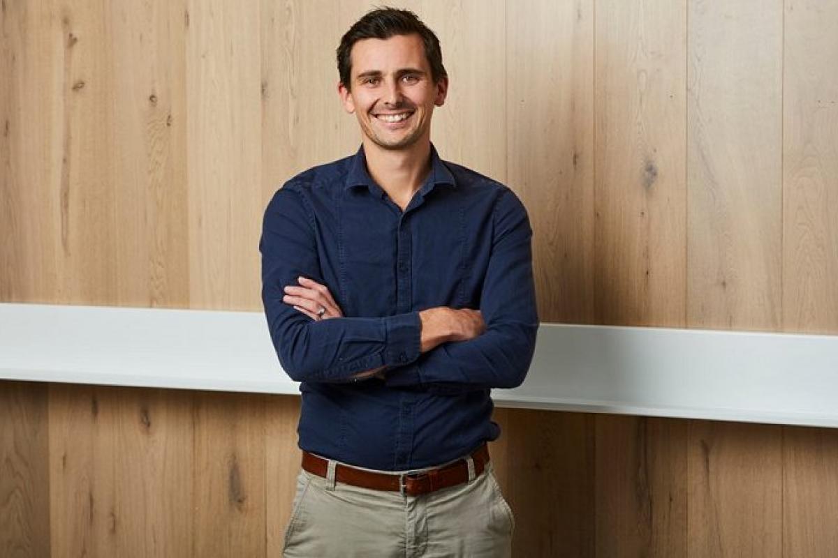 Occupying the premium space: profiling Lowe Group now and into the future Occupying the premium space: profiling Lowe Group now and into the future