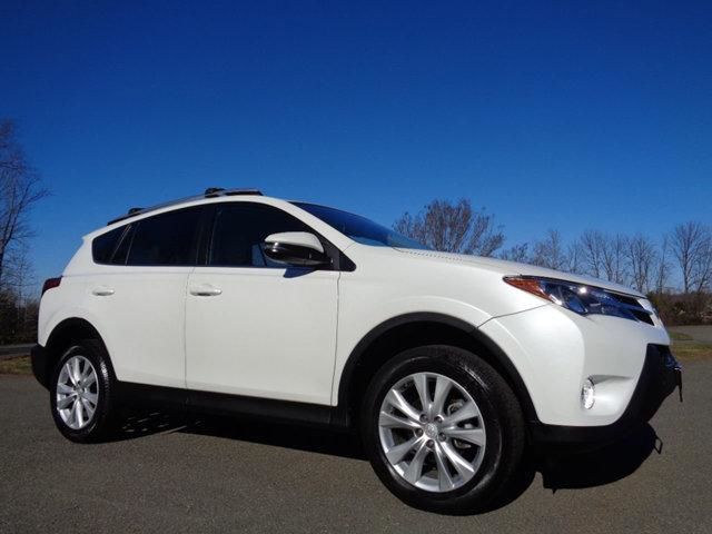Toyota RAV4 LIMITED 4X4 NAVIGATION