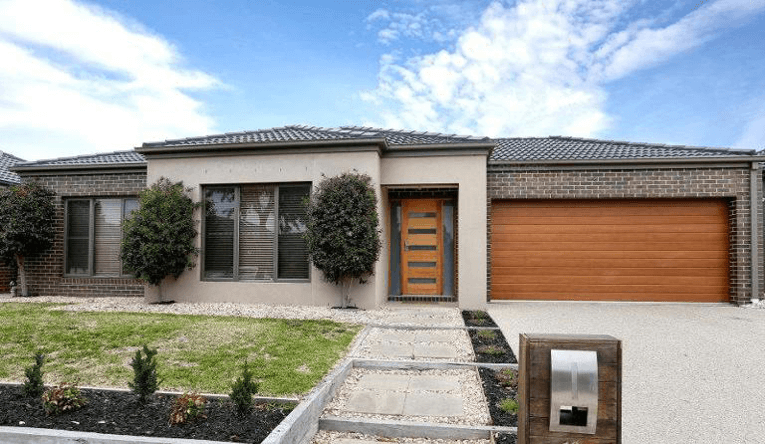 12 Viola Avenue, POINT COOK