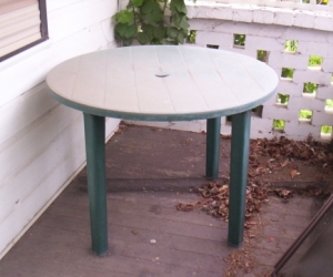 Round Outdoor Table