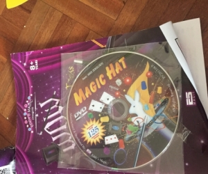 Kids magic tricks box