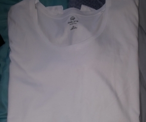 White Tshirt Ladies Sz 24