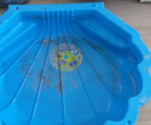 Garden bed/ sandpit